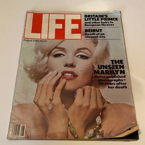 LIFE MAGAZINE Marilyn Monroe cover